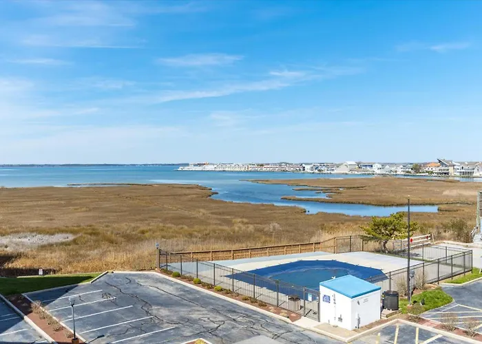 Holiday home With Outdoor Pool And Balcony! Ocean City