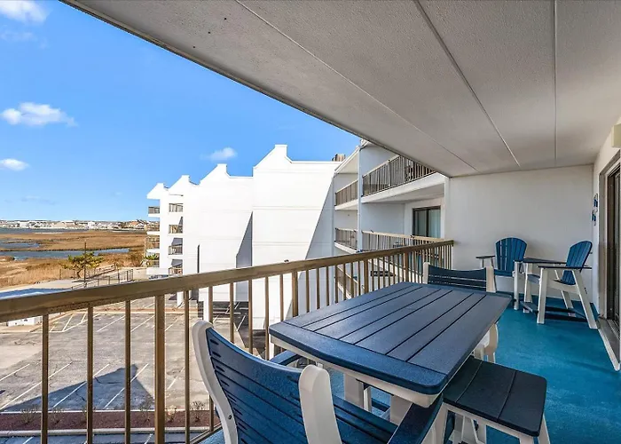 With Outdoor Pool And Balcony! Holiday home Ocean City